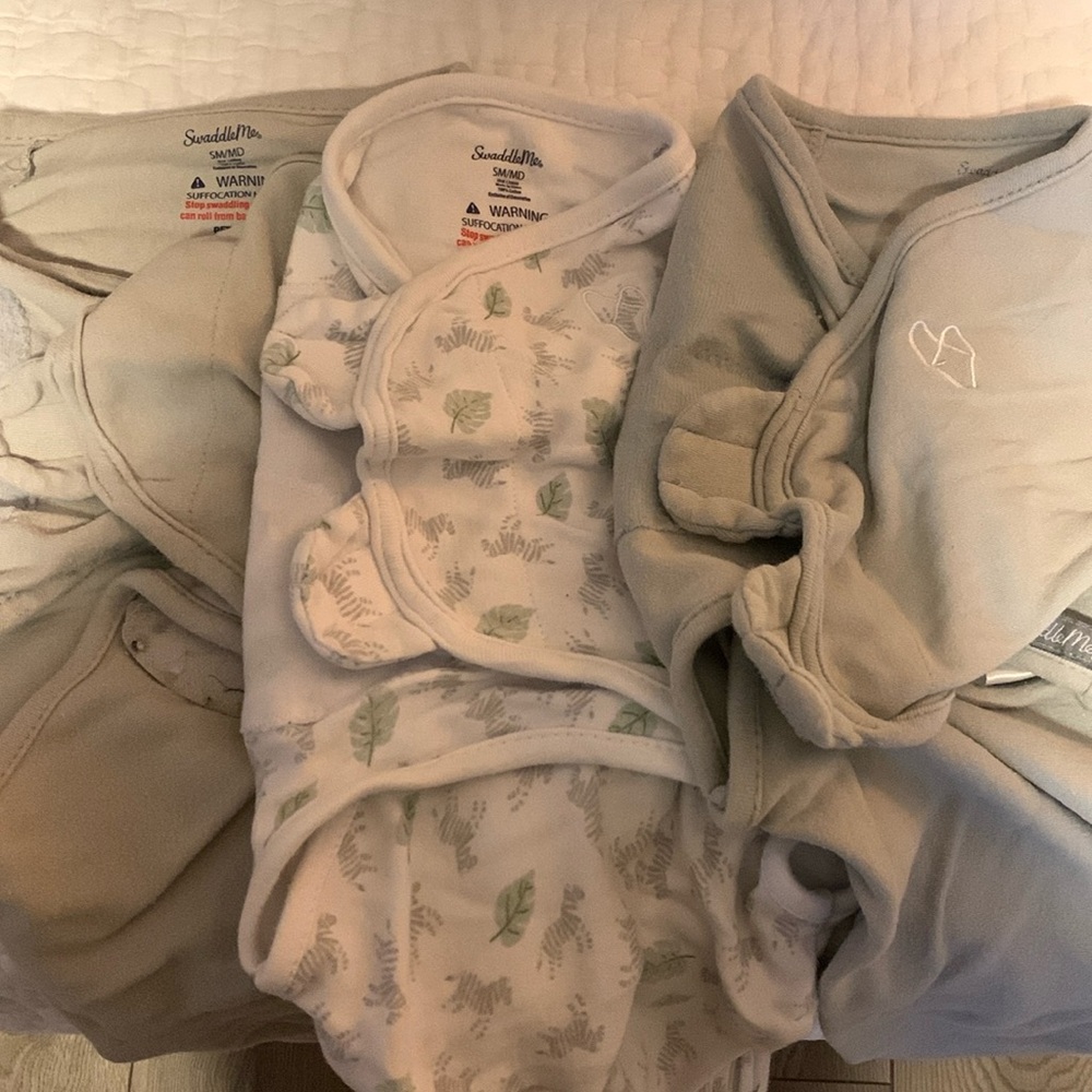 Swaddle Me small/medium Velcro swaddles